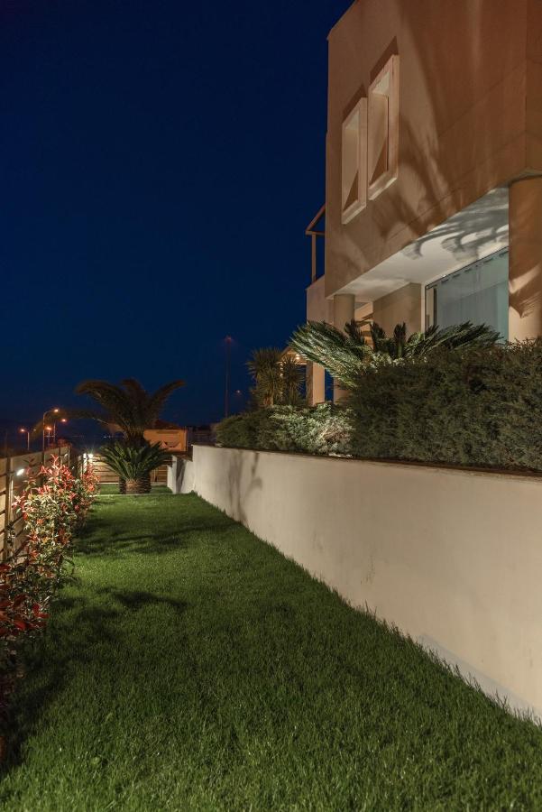 Villa Luminous Nea Iraklitsa Kültér fotó