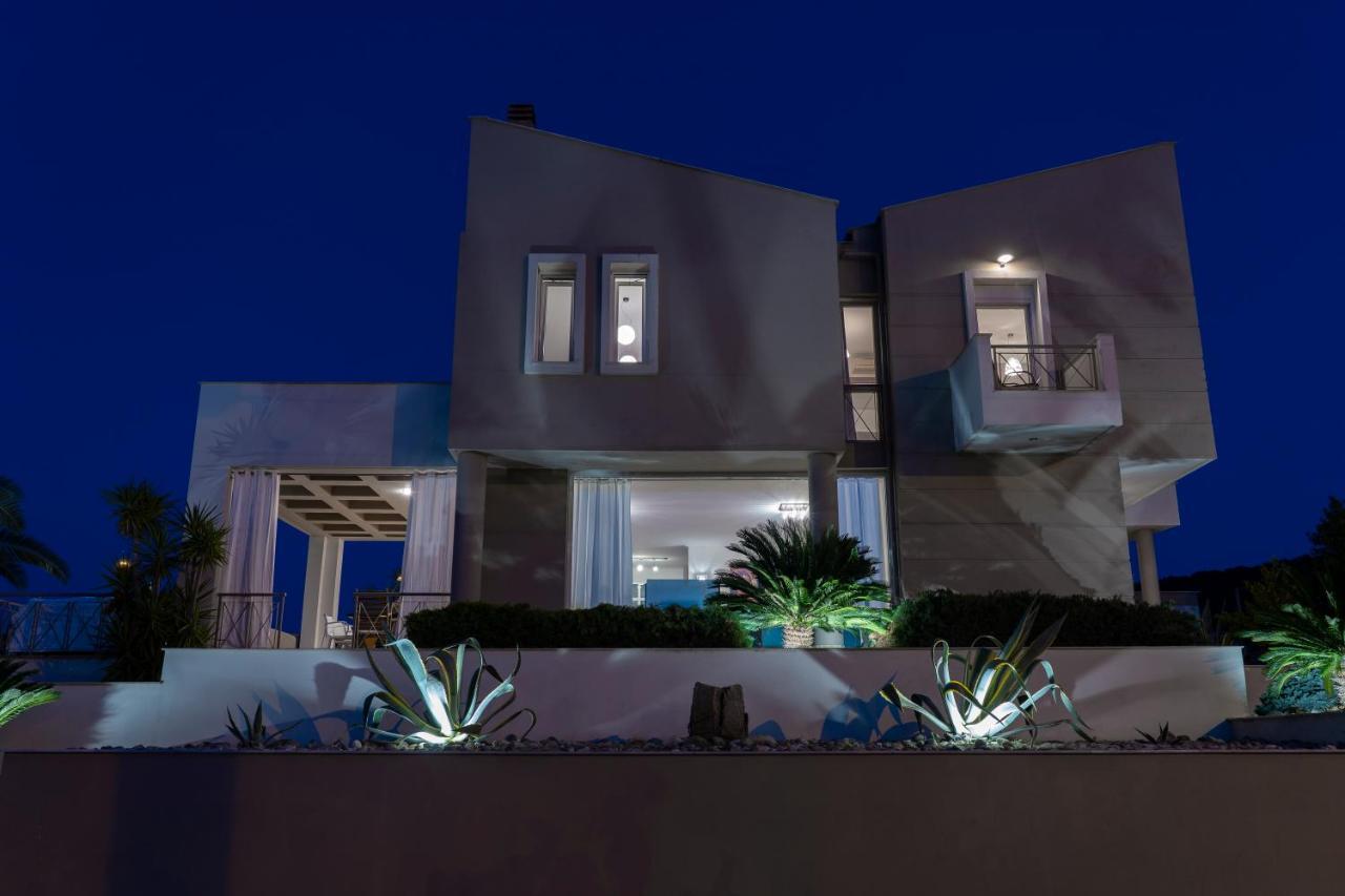 Villa Luminous Nea Iraklitsa Kültér fotó